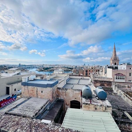 Sunny One Bedroom Apartment In Old Bakery Street Valletta Exterior foto