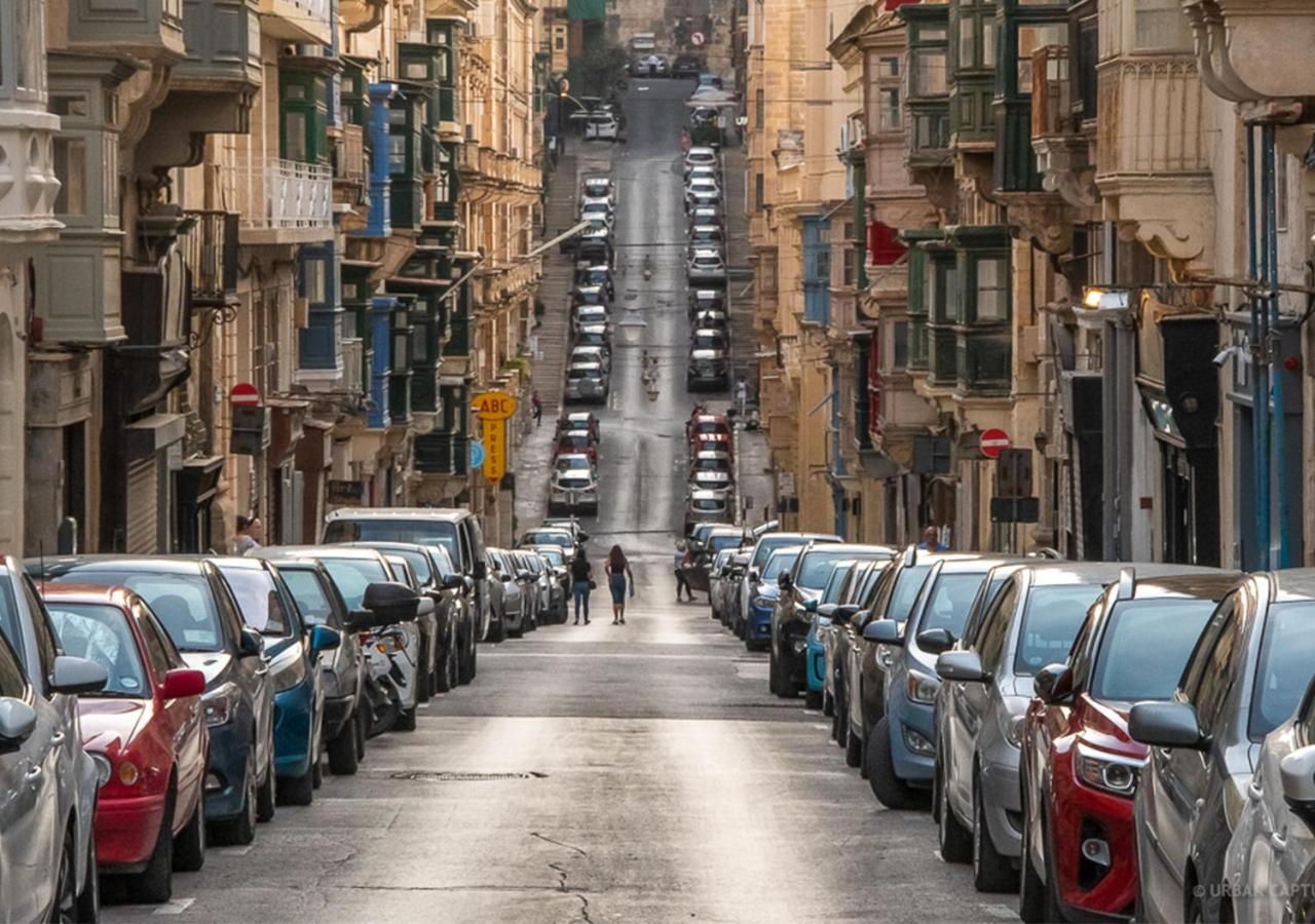 Sunny One Bedroom Apartment In Old Bakery Street Valletta Exterior foto